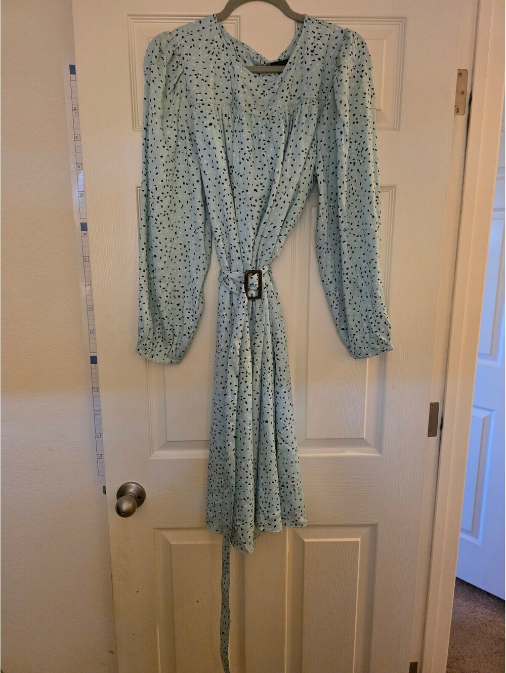 EUC Ann Taylor Women's XL Light Blue Polka Dot Long Sleeve Dress with Belt